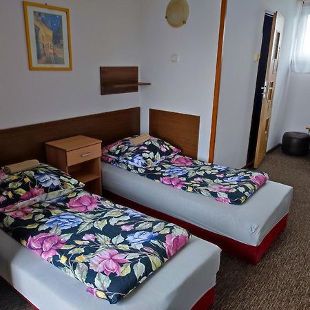 Motel Korona Zamość Esterno foto