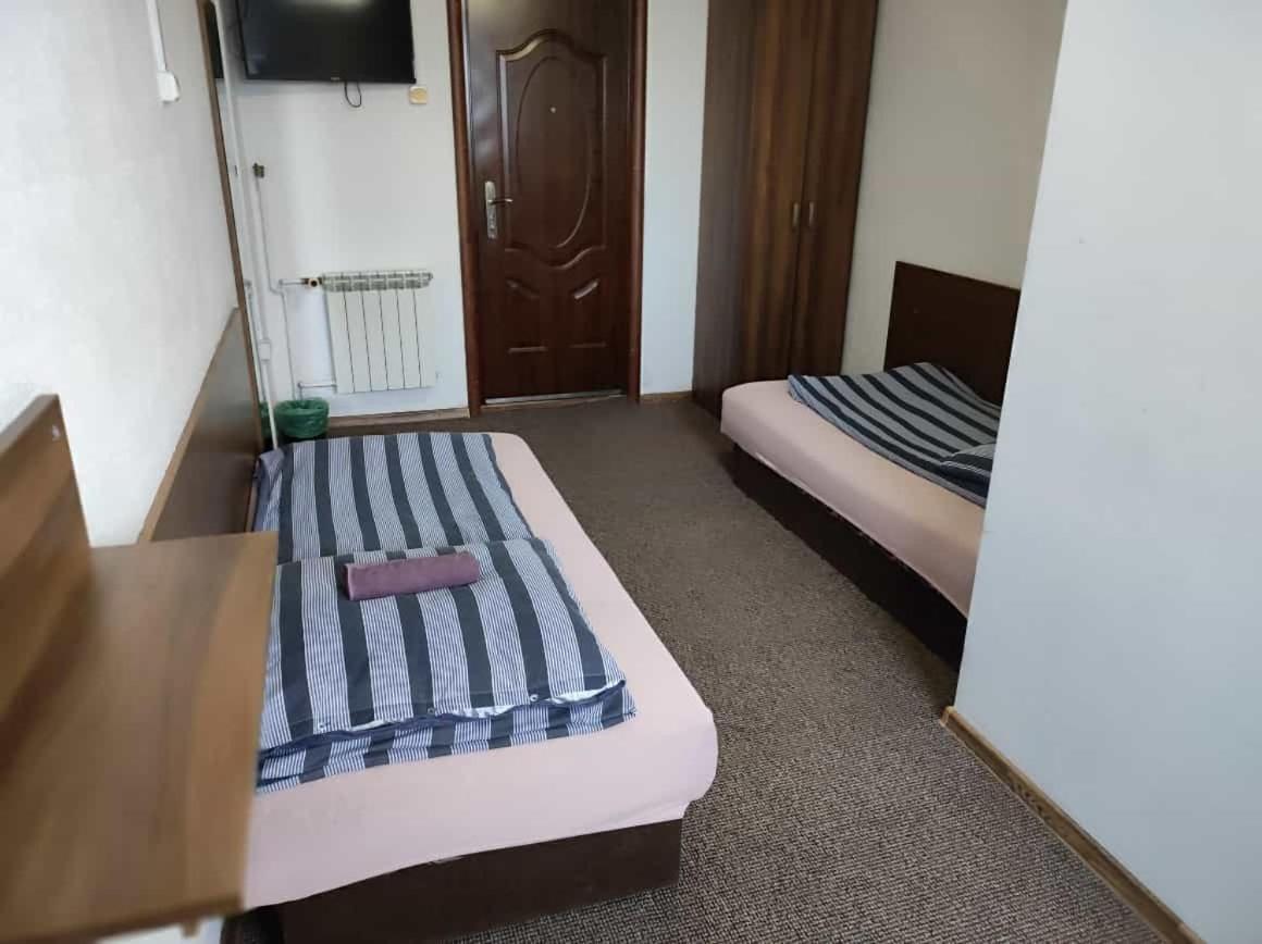 Motel Korona Zamość Esterno foto